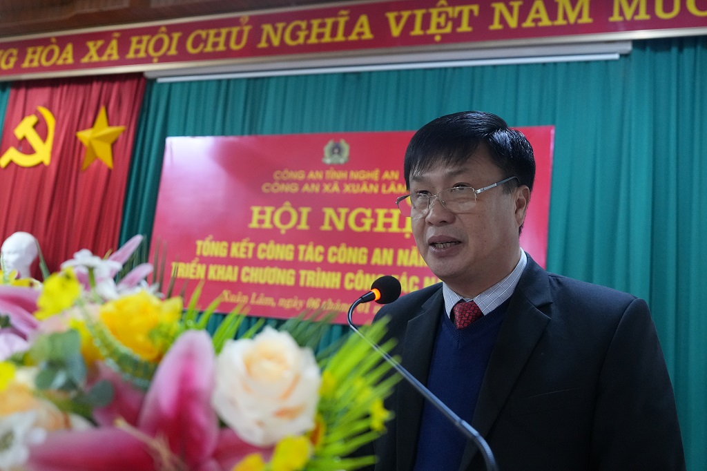 Đồng chí Lê Đình Thanh, Bí thư Đảng ủy, Chủ tịch HĐND xã phát biểu chỉ đạo tại Hội nghị