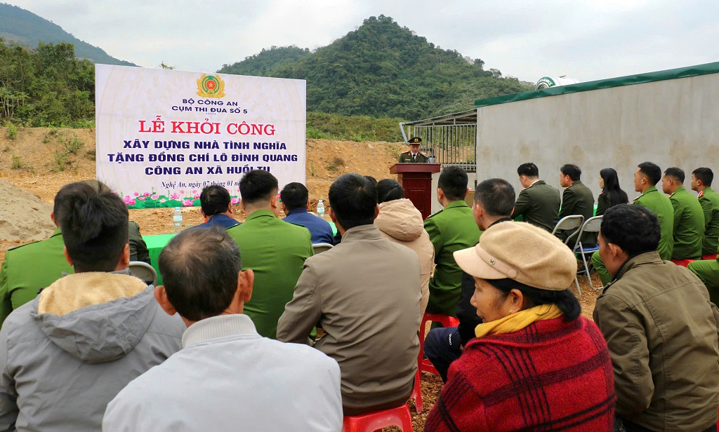 Toàn cảnh lễ khởi công