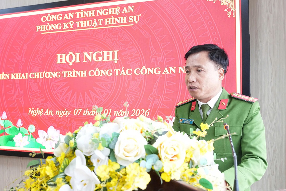 Đồng chí Đại tá Nguyễn Duy Thanh, Ủy viên Ban Thường vụ Đảng ủy, Phó Giám đốc Công an tỉnh phát biểu chỉ đạo