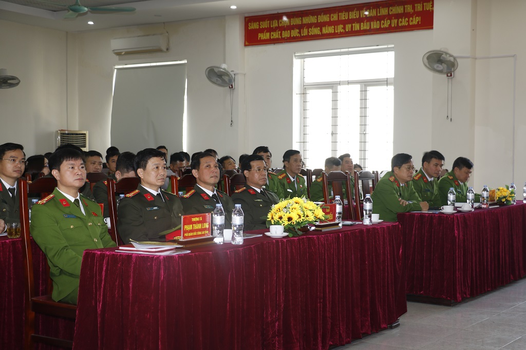 Đại biểu dự hội nghị