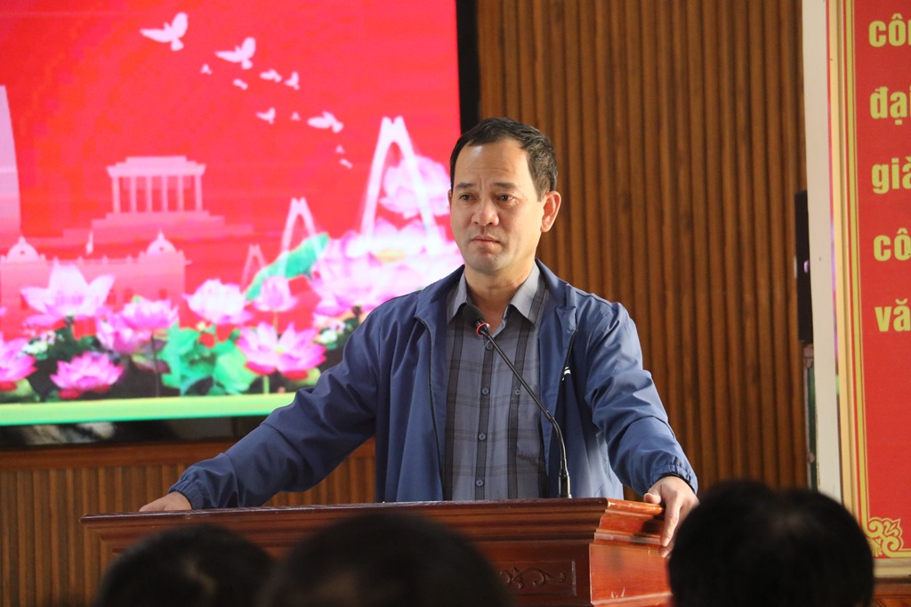 Đồng chí Trần Văn Sao – Phó Bí thư Đảng ủy, Chủ tịch UBND xã Văn Kiều phát biểu chỉ đạo