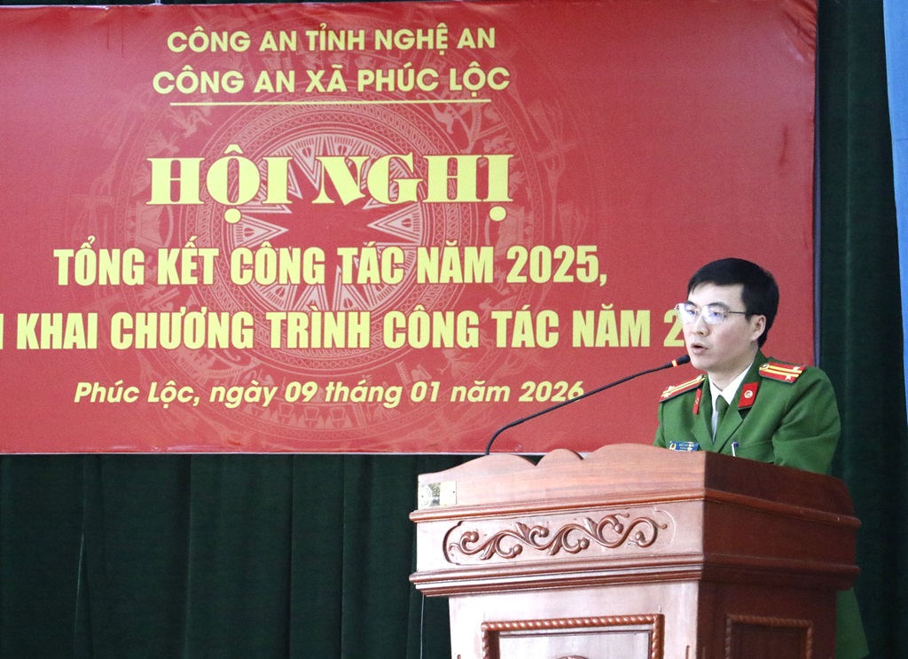 Đồng chí Trung tá Ngô Anh Tuấn, Trưởng phòng Cảnh sát cơ động Công an tỉnh phát biểu tại Hội nghị