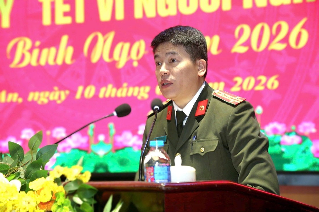 Đồng chí Đại tá Trần Hồng Quang, Phó Bí thư Đảng ủy, Phó Giám đốc Công an tỉnh phát động chung tay “Tết vì người nghèo – Xuân Bính Ngọ năm 2026”