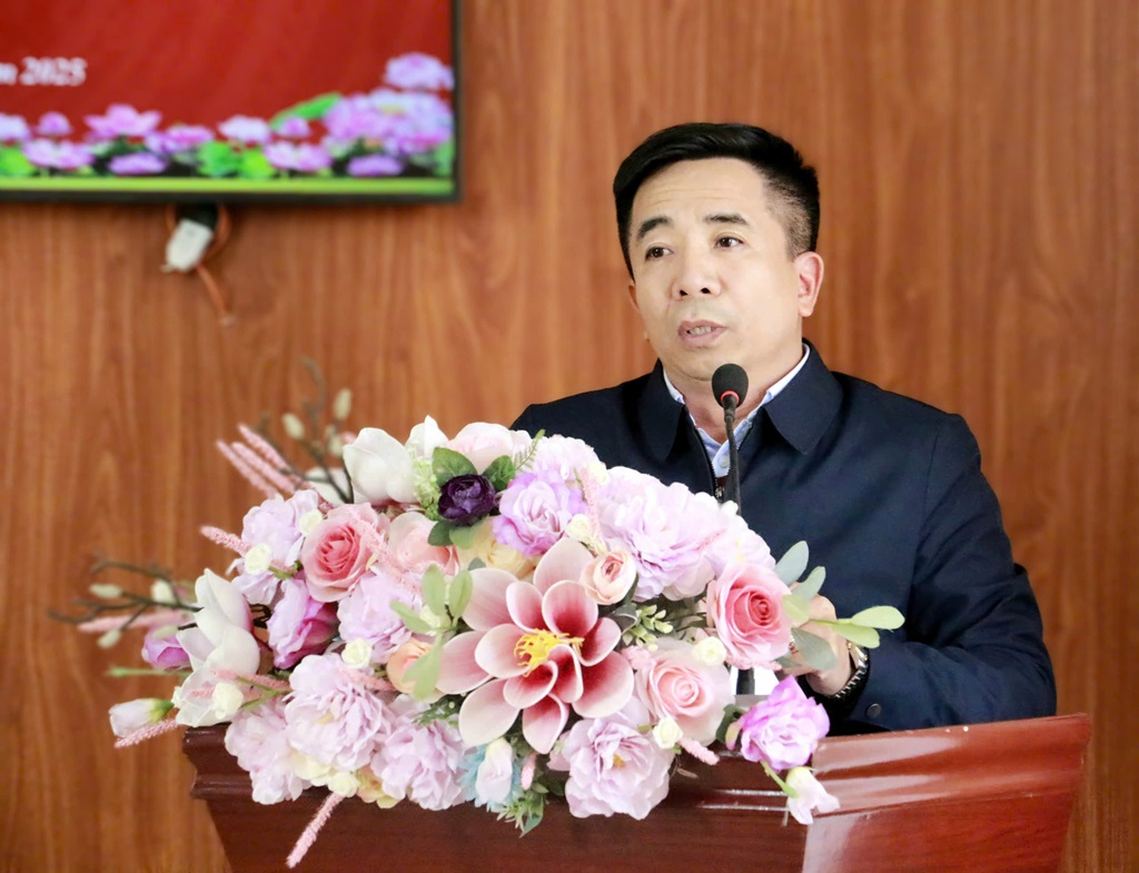 Đồng chí Nguyễn Văn Dũng – Phó Bí thư Thường trực Đảng ủy xã Hải Lộc phát biểu chỉ đạo