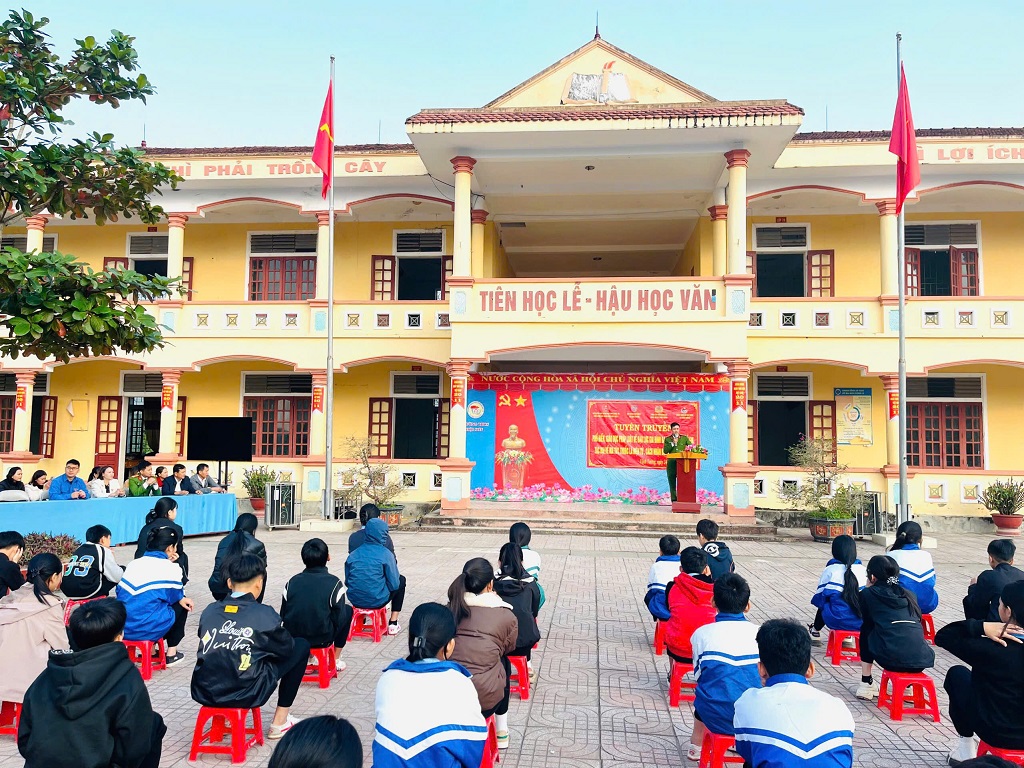 Toàn cảnh buổi tuyên truyền