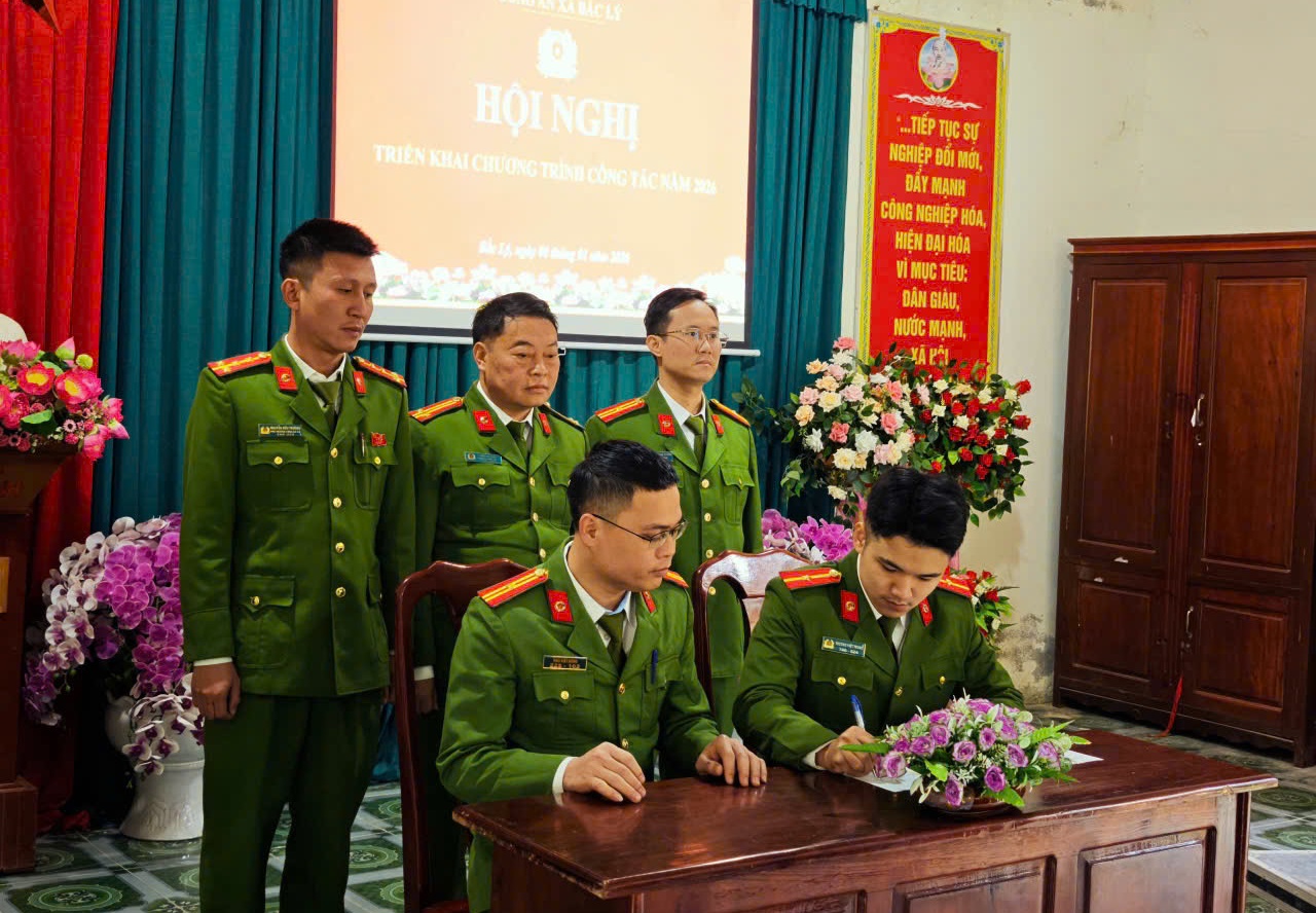 Ký kết giao ước thi đua