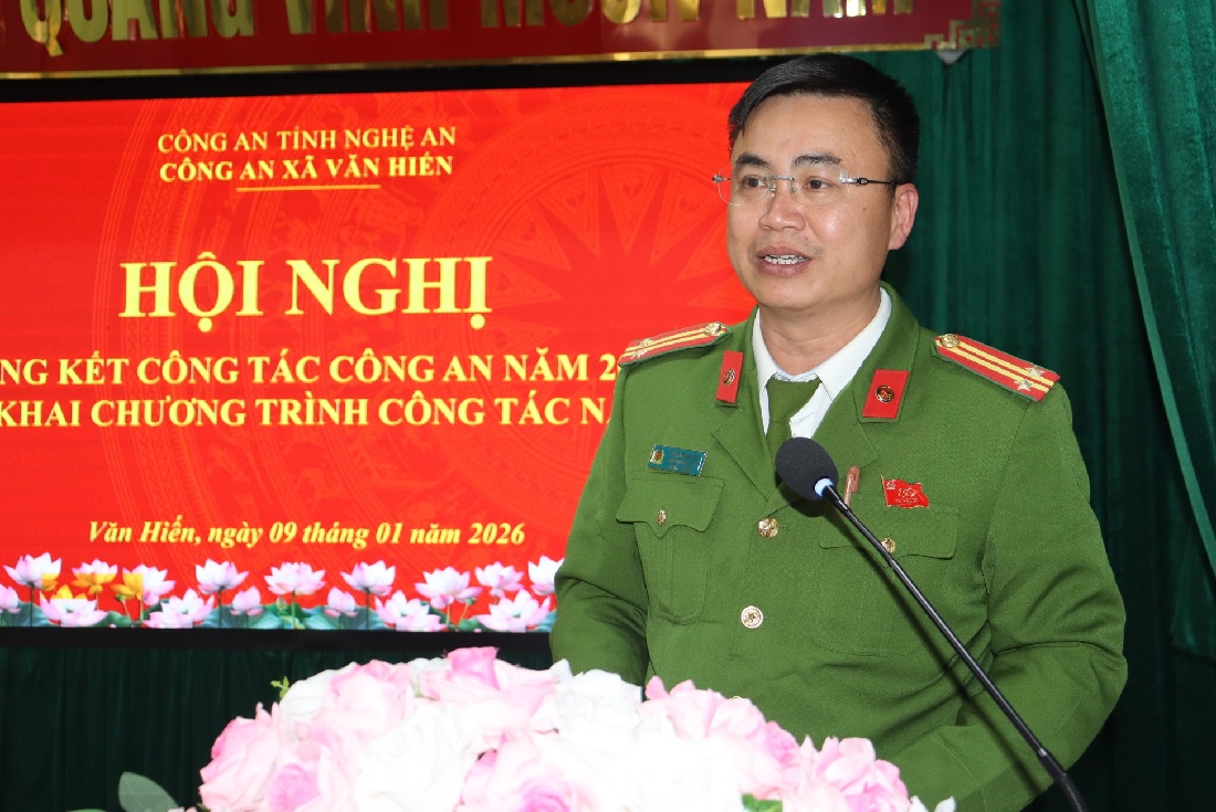 Đồng chí Trung tá Trần Minh Lộc, Trưởng Công an xã Văn Hiến phát biểu
