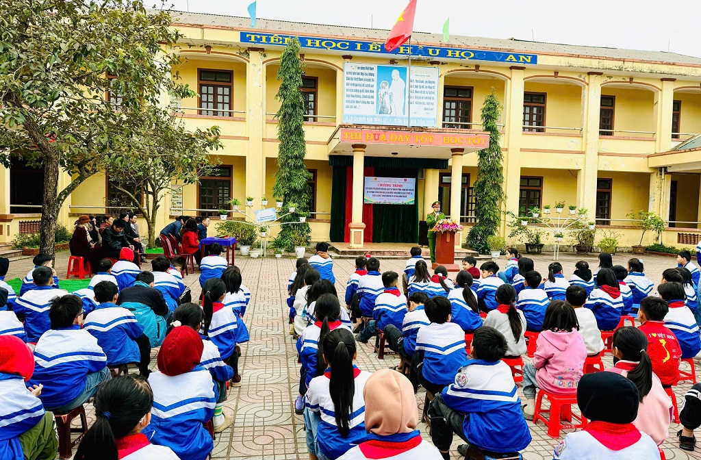 Toàn cảnh buổi tuyên truyền