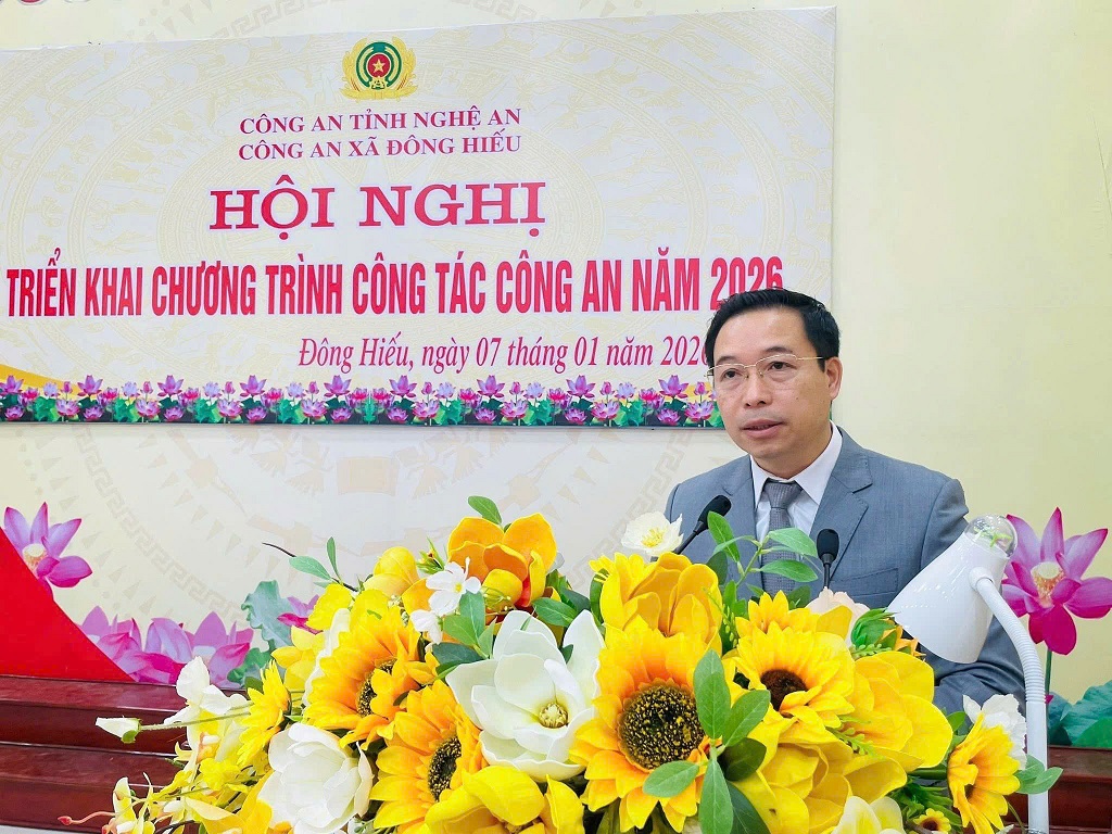 Đồng chí Trần Khánh Sơn – Bí thư Đảng ủy, Chủ tịch HĐND xã phát biểu chỉ đạo tại Hội nghị