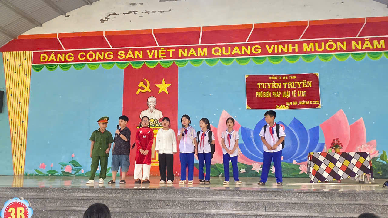 Thông qua buổi tuyên truyền góp phần nâng cao nhận thức, ý thức chấp hành pháp luật trong nhà trường