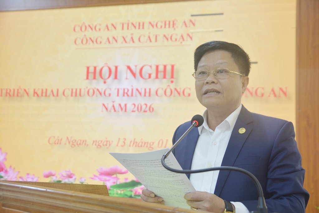 Đồng chí Trần Ngọc Thành, Bí thư Đảng ủy, Chủ tịch HĐND xã phát biểu chỉ đạo tại Hội nghị