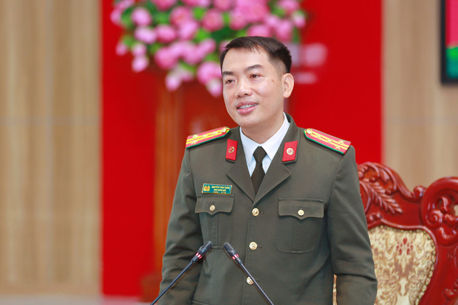 Đồng chí Đại tá Nguyễn Văn Tuấn, Ủy viên Ban Thường vụ Đảng ủy, Phó Giám đốc Học viện phát biểu tại Lễ tổng kết