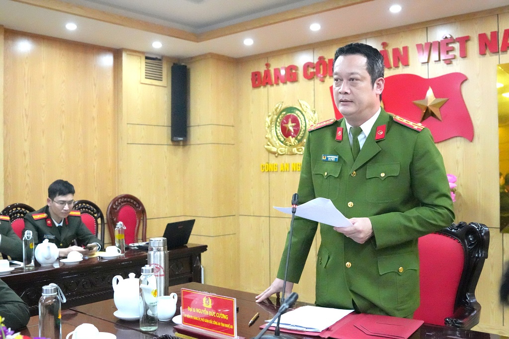 Đồng chí Đại tá Nguyễn Đức Cường, Phó Giám đốc Công an tỉnh phát biểu chỉ đạo tại Hội nghị