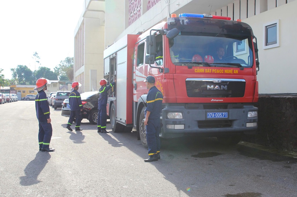 Phòng Cảnh sát PCCC&CNCH Công an tỉnh chủ động lực lượng, phương tiện, sẵn sàng thực hiện nhiệm vụ