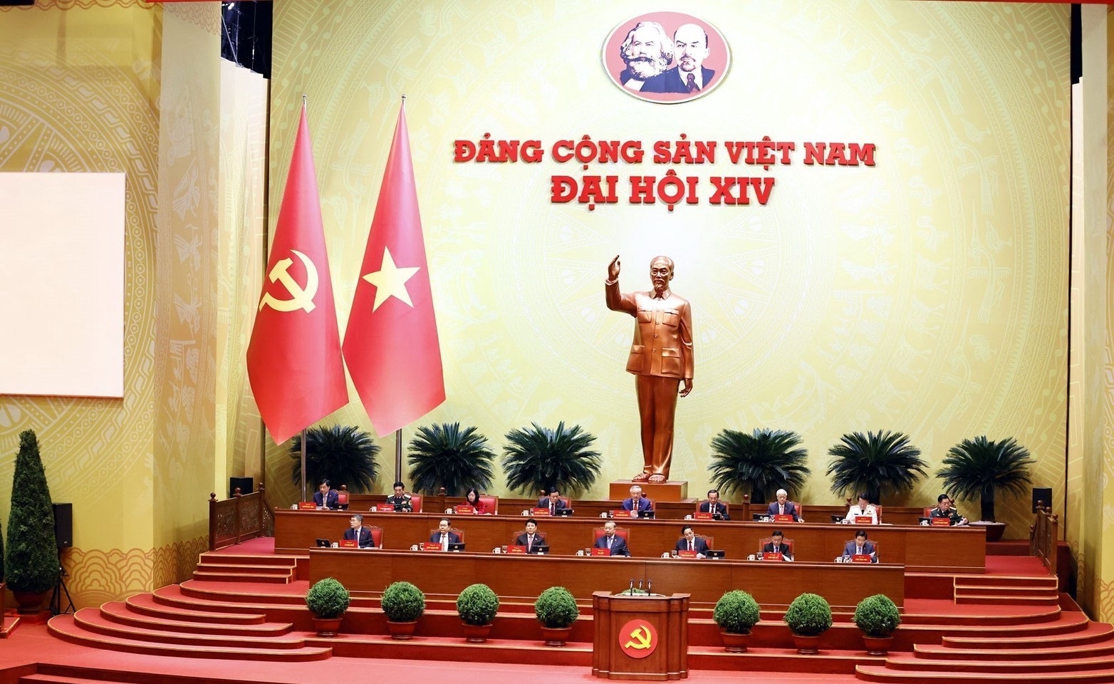 Đoàn Chủ tịch điều hành Đại hội