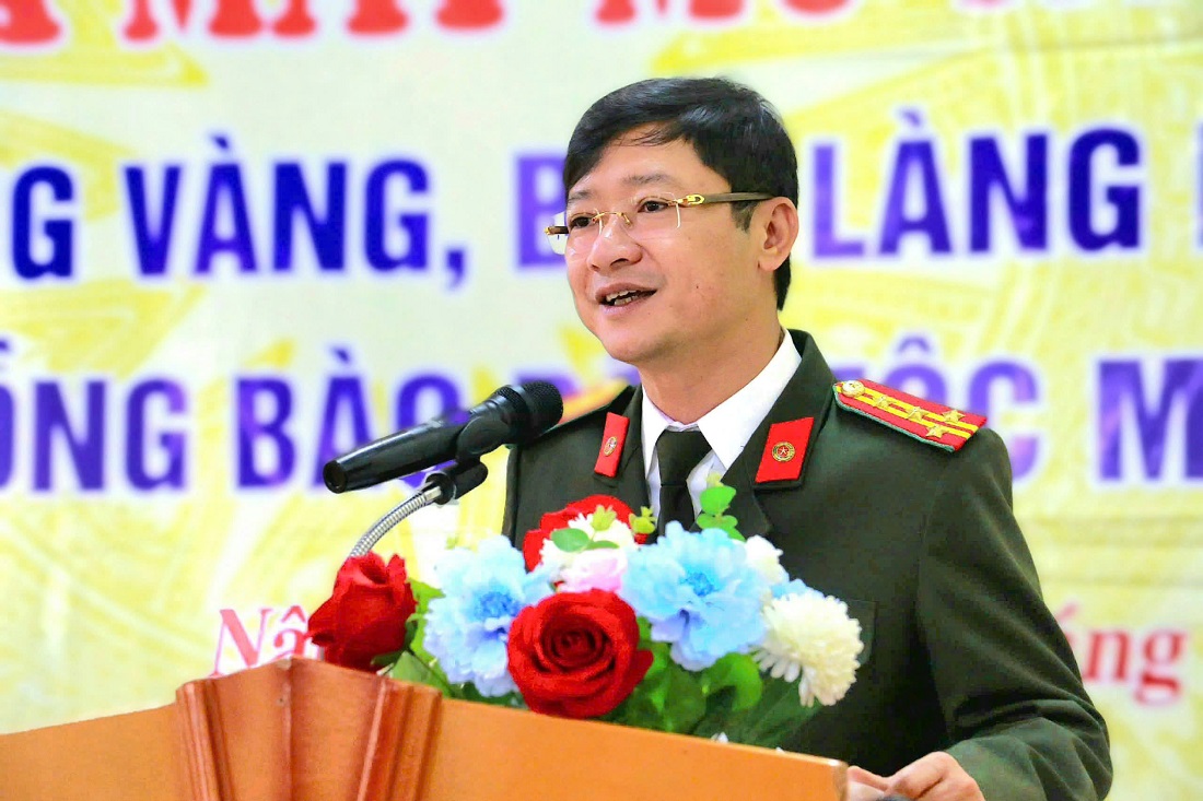 Đồng chí Đại tá Trần Ngọc Tuấn - Ủy viên Ban Thường vụ Đảng ủy, Phó Giám đốc Công an tỉnh phát biểu tại buổi lễ