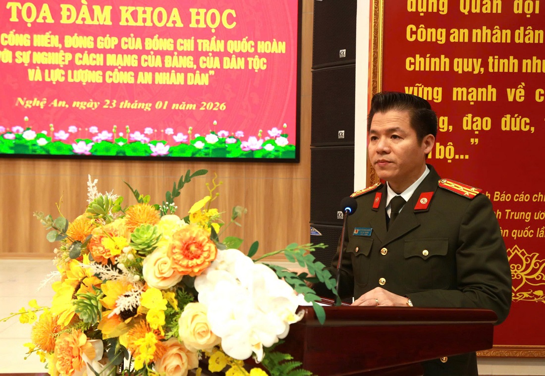 Đồng chí Đại tá – PGS.TS Nguyễn Minh Khương – Phó Cục trưởng Cục Khoa học, chiến lược và lịch sử Công an phát biểu khai mạc Tọa đàm