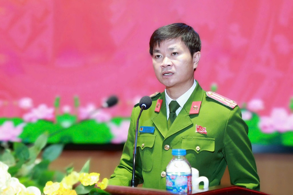 Đồng chí Thượng tá Phạm Thành Long, Phó Giám đốc Công an tỉnh phát biểu chỉ đạo tại Hội nghị