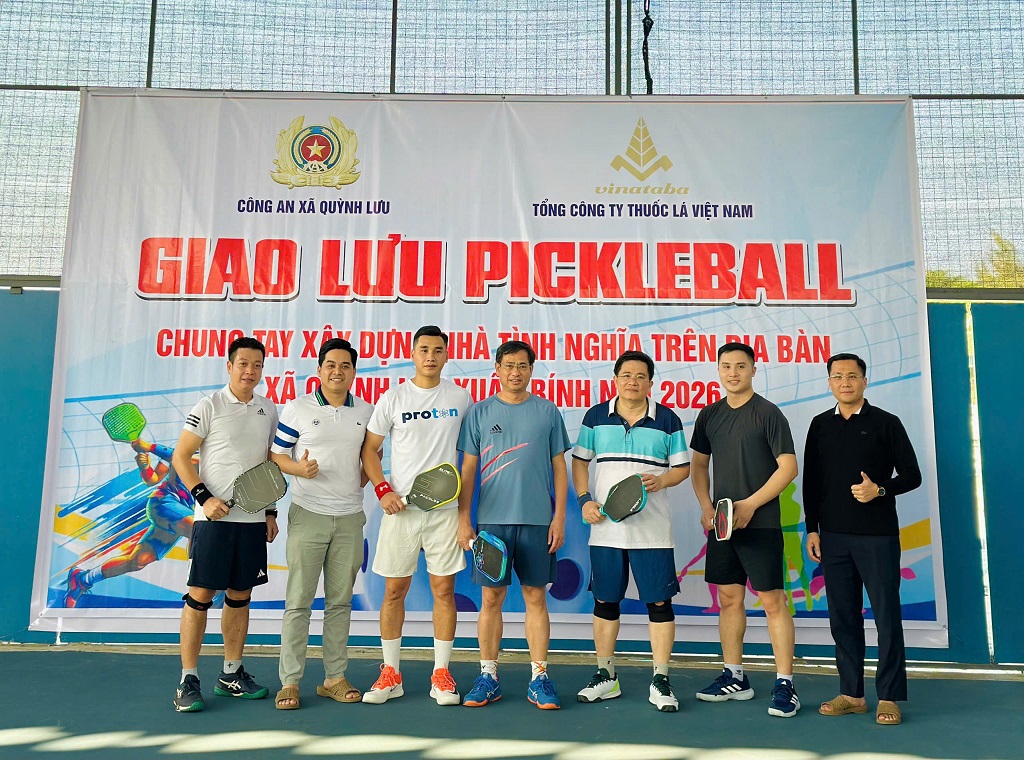 Vận động viên chụp ảnh lưu niệm