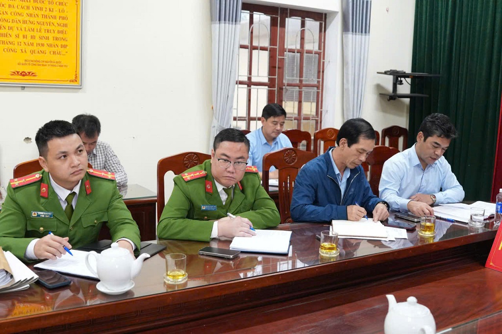 Phòng Cảnh sát phòng cháy, chữa cháy và cứu nạn, cứu hộ (PCCC&CNCH) Công an tỉnh kiểm tra PCCC tại phường Vinh Lộc   