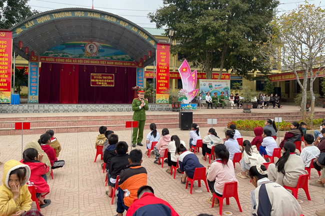Toàn cảnh buổi tuyên truyền