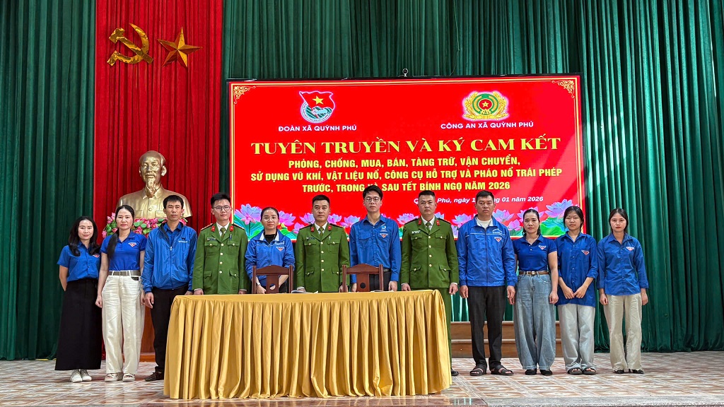 Tổ chức ký cam kết giữa Công an xã và Đoàn thanh niên xã