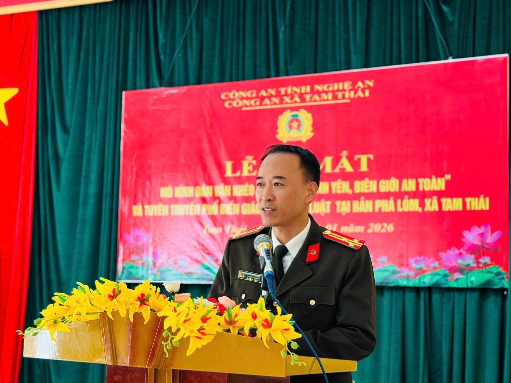 Đồng chí Thượng tá Nguyễn Trọng Tuệ - Trưởng phòng An ninh đối ngoại phát biểu tại lễ ra mắt