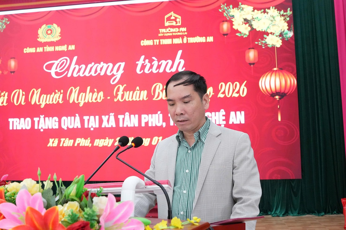 Ông Lê Tuấn Nghĩa, Giám đốc Công ty TNHH nhà ở Trường An phát biểu tại buổi lễ