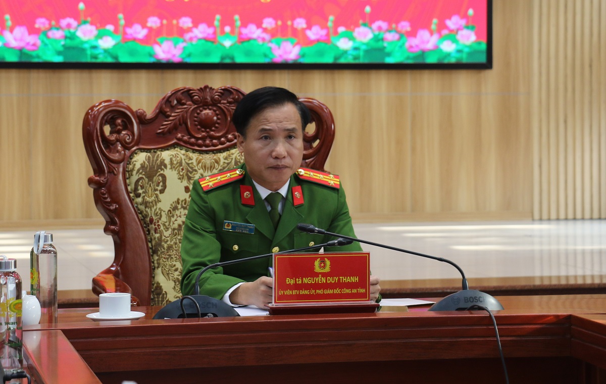 Đồng chí Đại tá Nguyễn Duy Thanh, Phó Giám đốc Công an tỉnh chủ trì tại điểm cầu Công an tỉnh Nghệ An