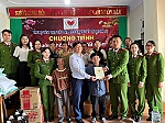 Chung tay mang Tết ấm đến trẻ em và người khuyết tật Nghệ An