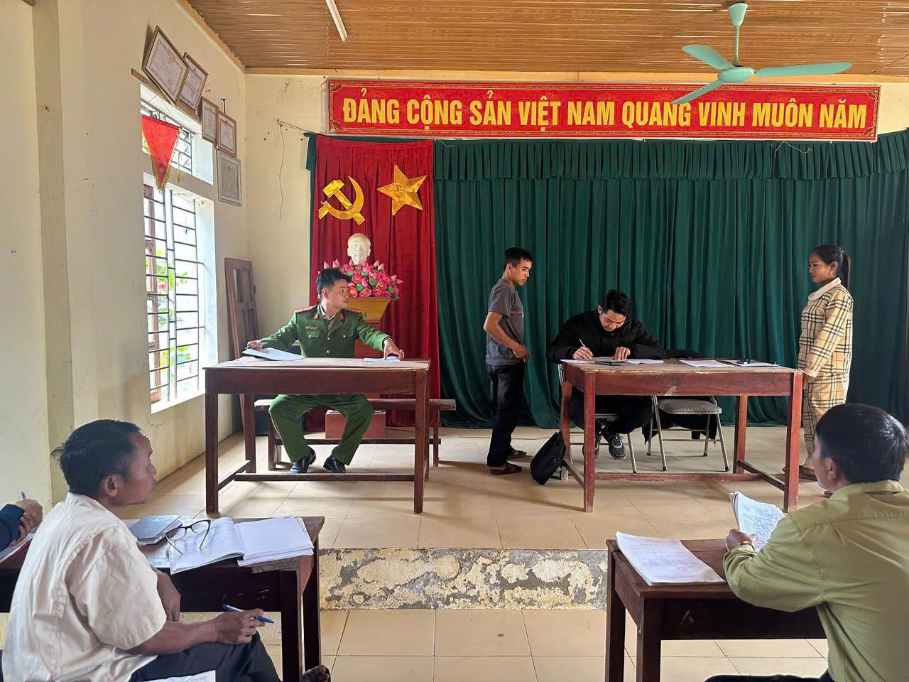 Công an xã Bắc Lý tổng kiếm tra, rà soát cư trú