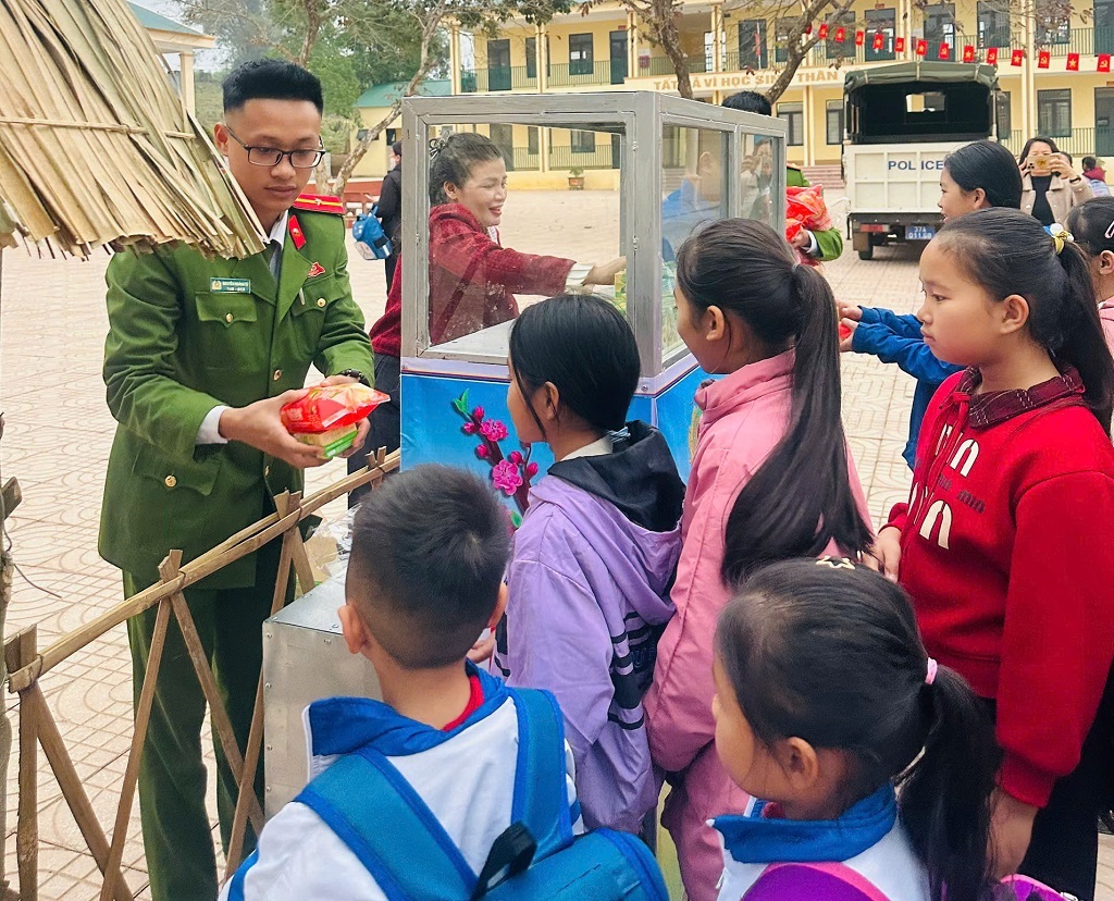 Triển khai mô hình 