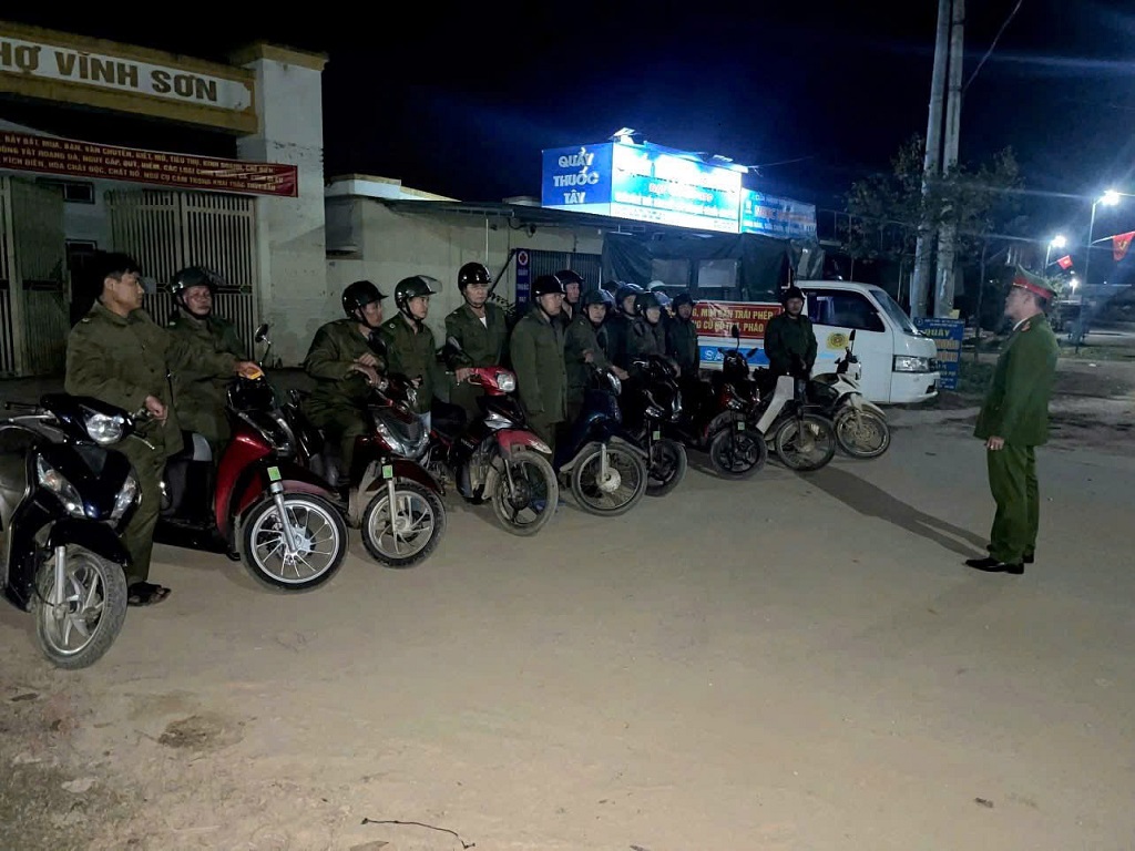 Tăng cường tuần tra vũ trang