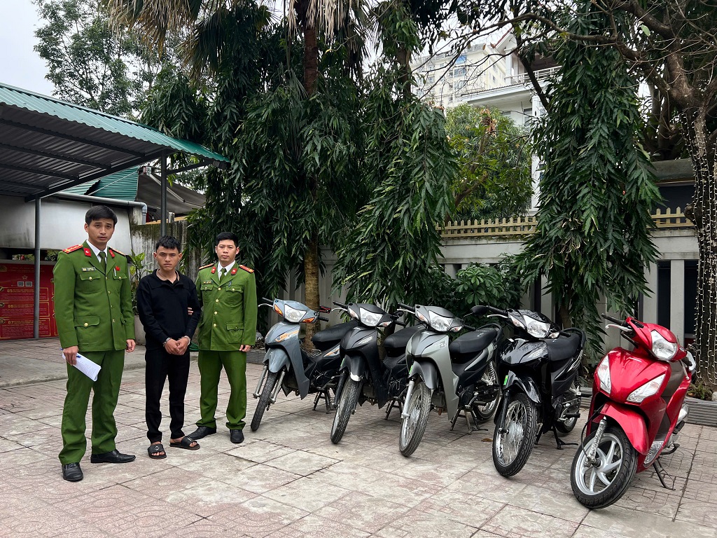 Bắt giữ đối tượng trộm 05 xe máy tại khu vực Vincom Quang Trung