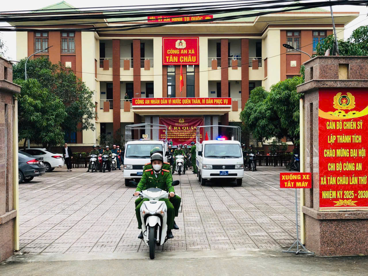 Tập trung bảo đảm tuyệt đối an ninh, an toàn đêm Giao thừa