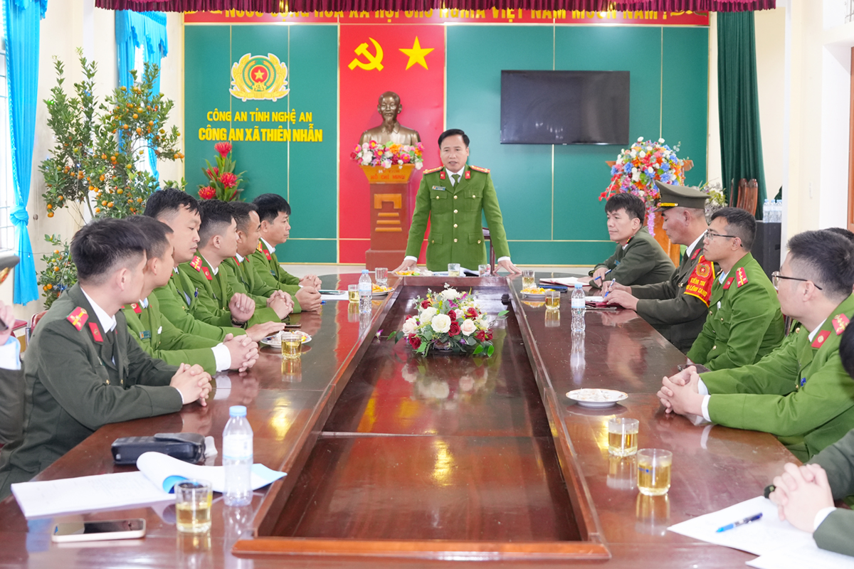 Lãnh đạo Công an tỉnh kiểm tra công tác ứng trực Tết