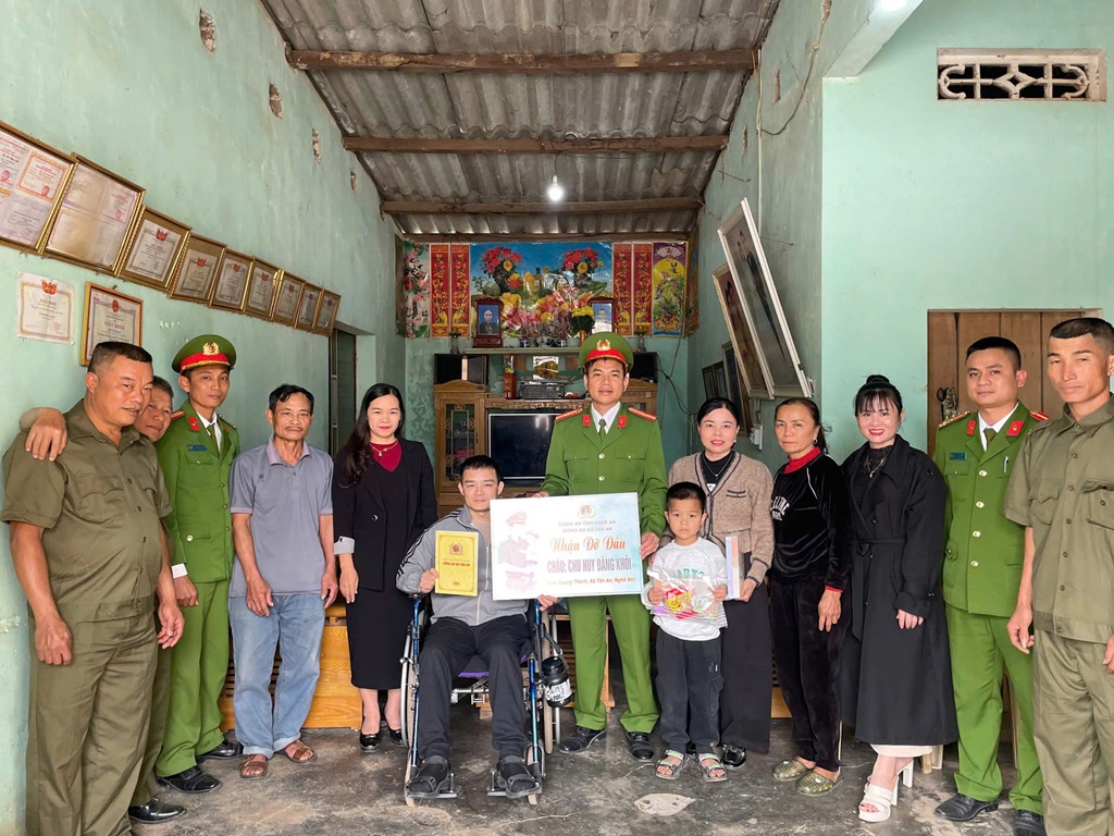 Công an xã Tân An ra mắt mô hình 