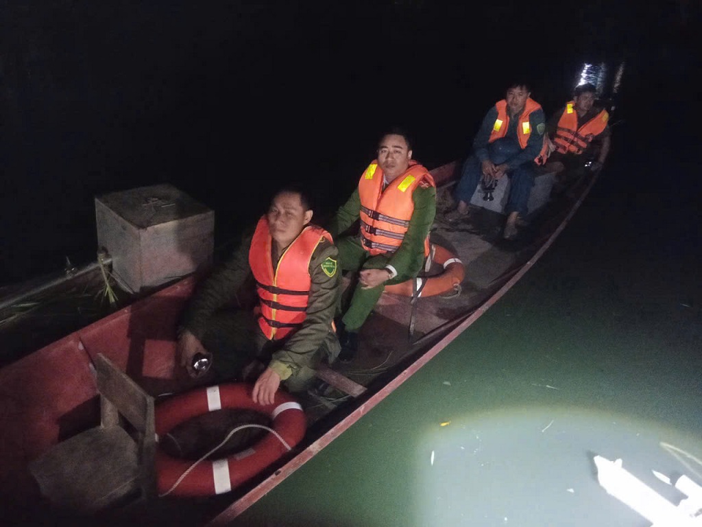 Công an xã Tam Thái tuần tra, kiểm soát, ngăn chặn hành vi đánh bắt thủy sản trái phép