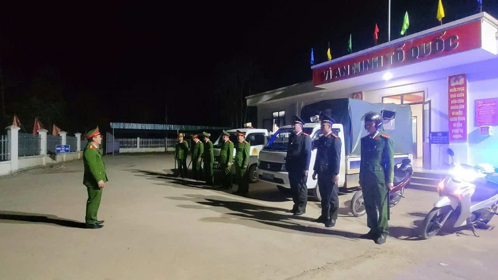 Công an xã Na Ngoi tuần tra, kiểm soát, bảo đảm ANTT sau Tết Nguyên đán và phục vụ bầu cử HĐND các cấp