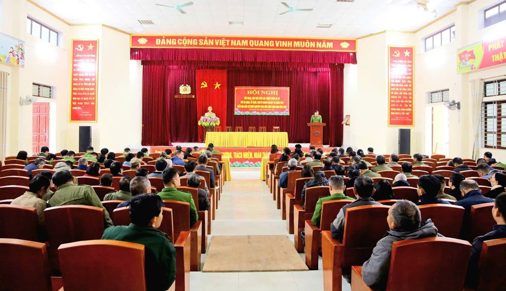 Công an xã Hưng Nguyên Nam đối thoại với cơ quan, tổ chức, doanh nghiệp và Nhân dân