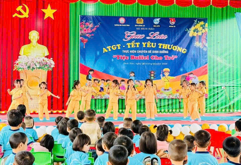 Hội thi “Bé với An toàn giao thông”
