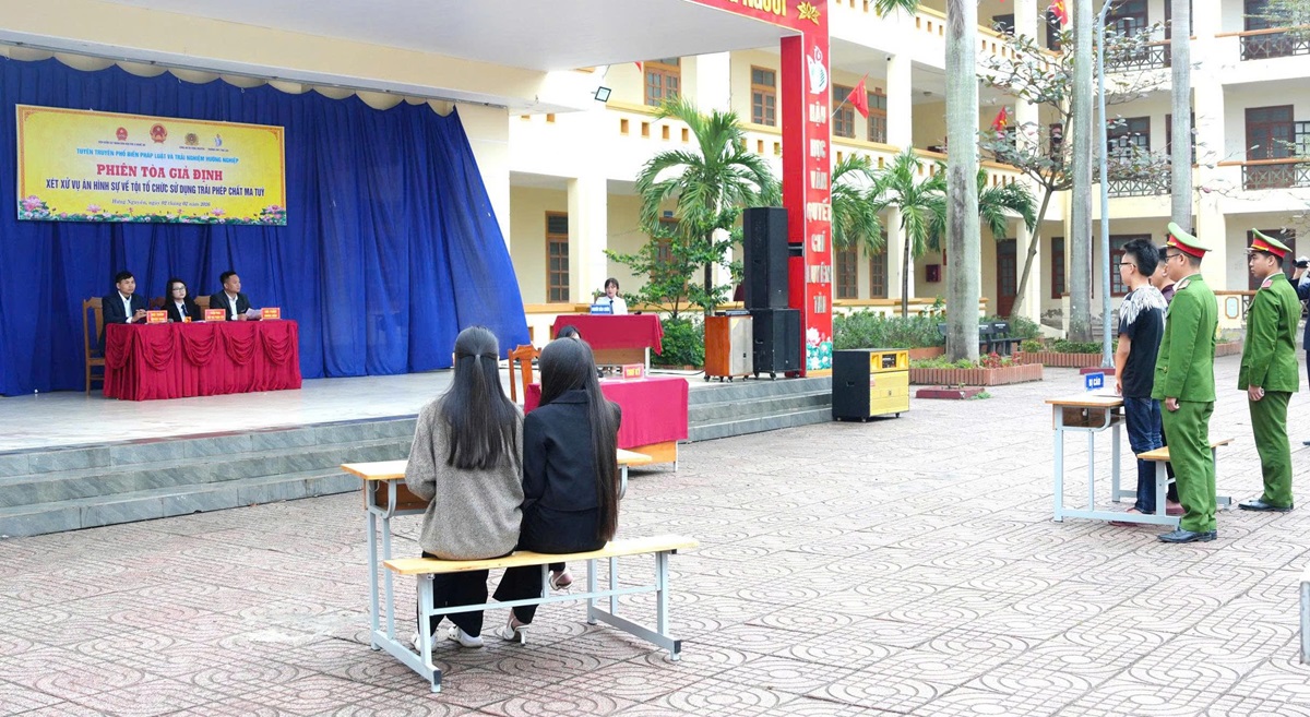 Một số hình ảnh phiên tòa giả định