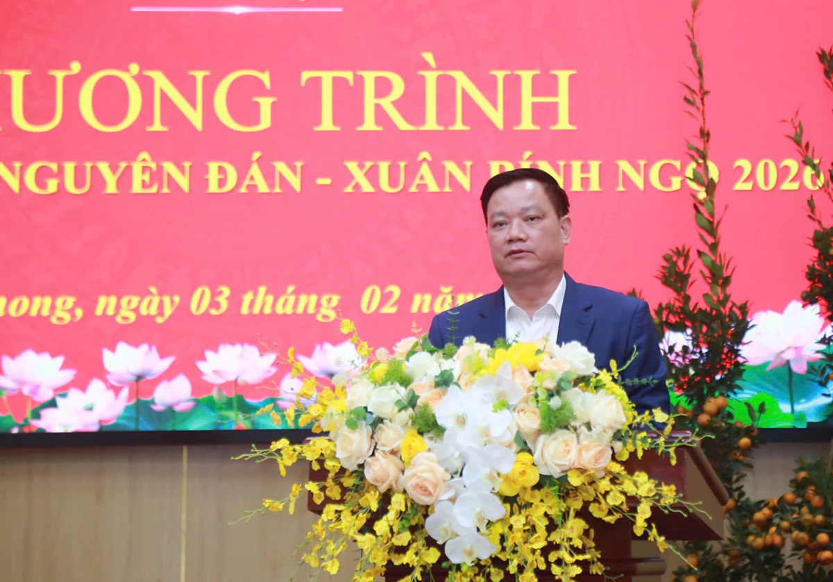 Bí thư Tỉnh uỷ Nguyễn Khắc Thận gửi lời chúc năm mới đến Đảng bộ, chính quyền và người dân xã Tiền Phong