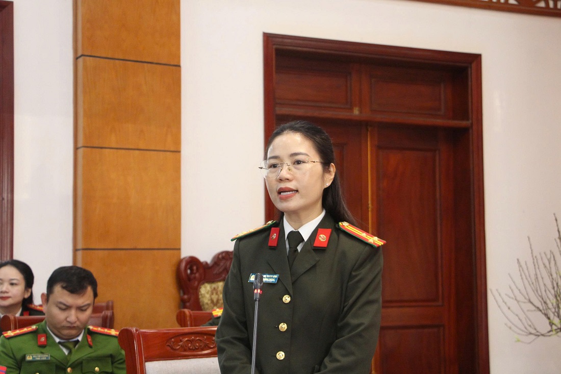 Đại diện lãnh đạo Phòng Hậu cần quán triệt nội dung tập huấn