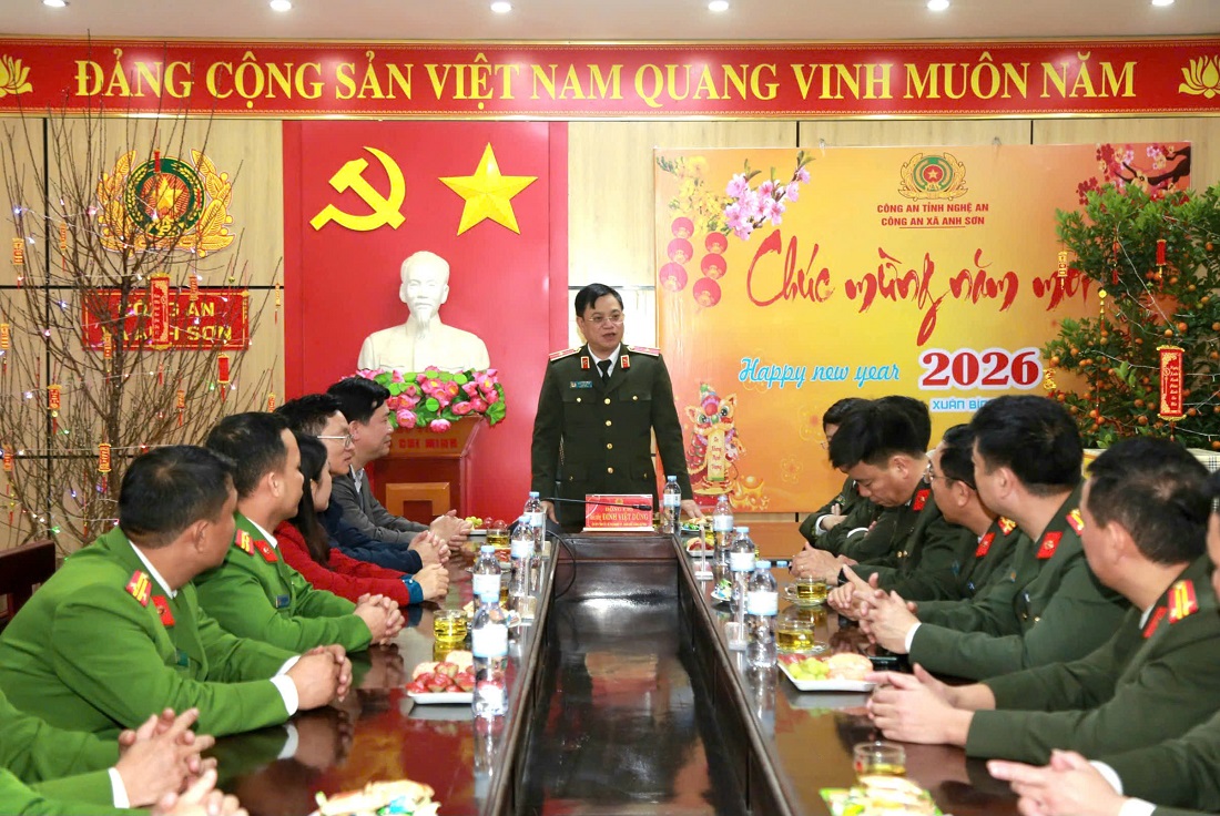 Toàn cảnh buổi làm việc