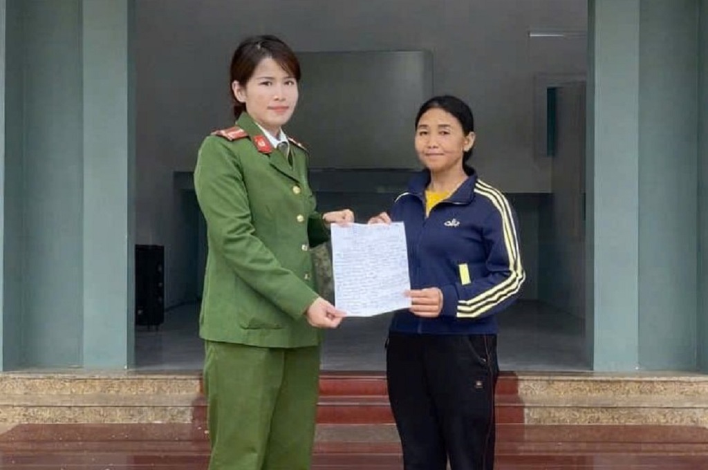 Công an phường Vinh Phú kịp thời tìm thấy thanh niên bỏ nhà đi, bàn giao an toàn cho gia đình