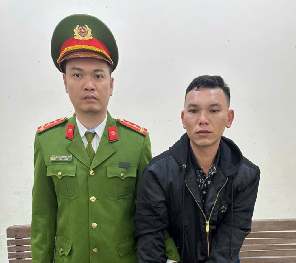 Công an phường Vinh Hưng bắt giữ đối tượng trộm cắp tài sản, thu giữ nhiều tang vật