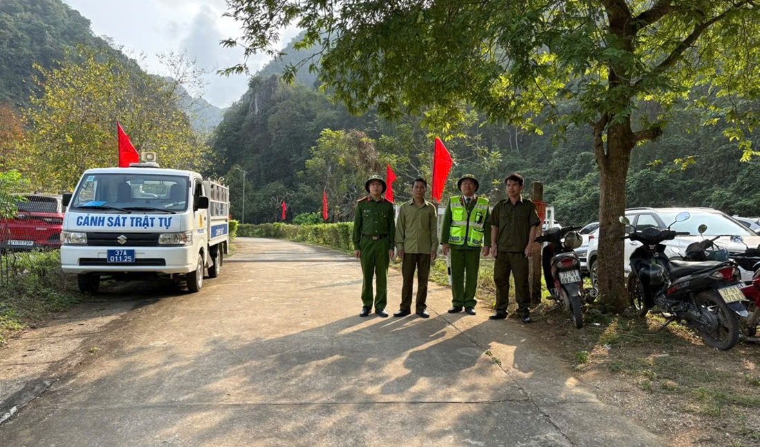 Công an xã Châu Tiến bảo đảm an ninh, trật tự Lễ hội Đền Chiêng Ngam