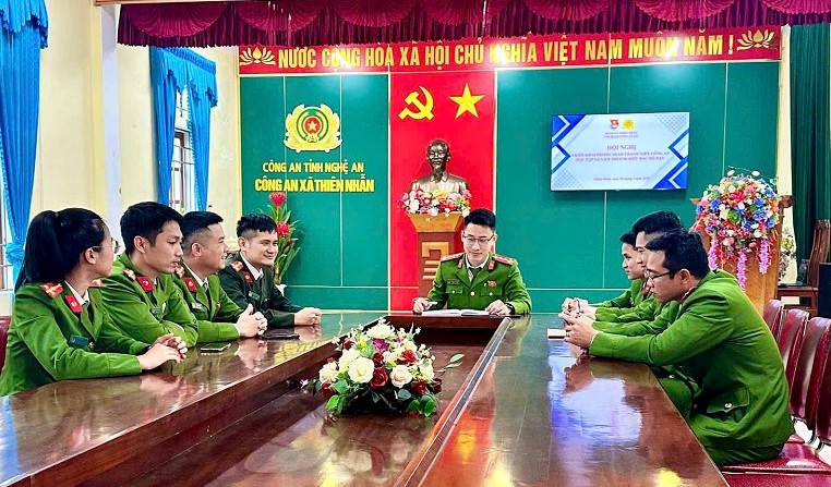 Chi đoàn Công an xã Thiên Nhẫn triển khai phong trào 