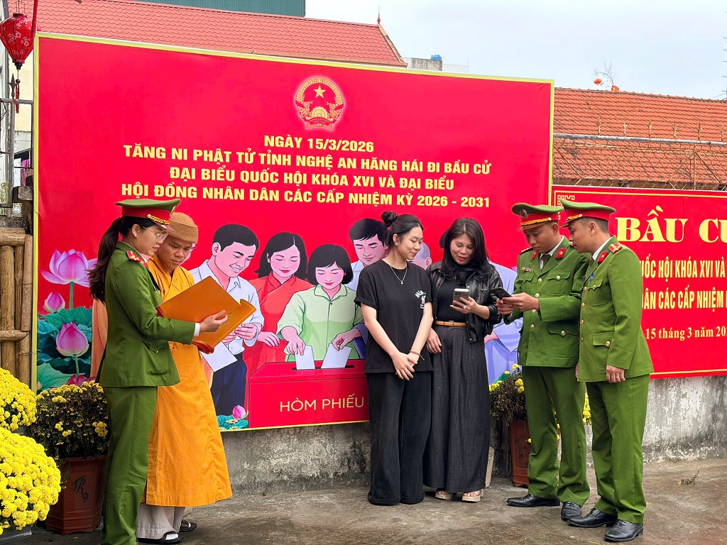 Tuyên truyền pháp luật bầu cử cho tăng ni, phật tử